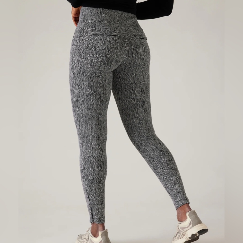 Athleta Delancey Textured Moto Tight Athletic Leggings Zipper Detail Size 2X - Picture 2 of 14